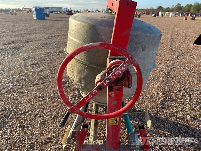 Betonniere Portable Concrete Mixer (Inoperable) Beton keverők