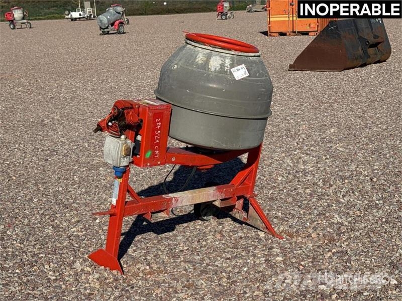  Betonniere Portable Concrete Mixer (Inoperable) 混凝土/砂浆搅拌机