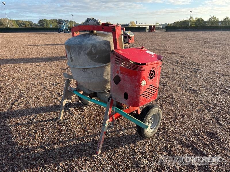 Betonniere Portable Concrete Mixer (Inoperable) Beton keverők