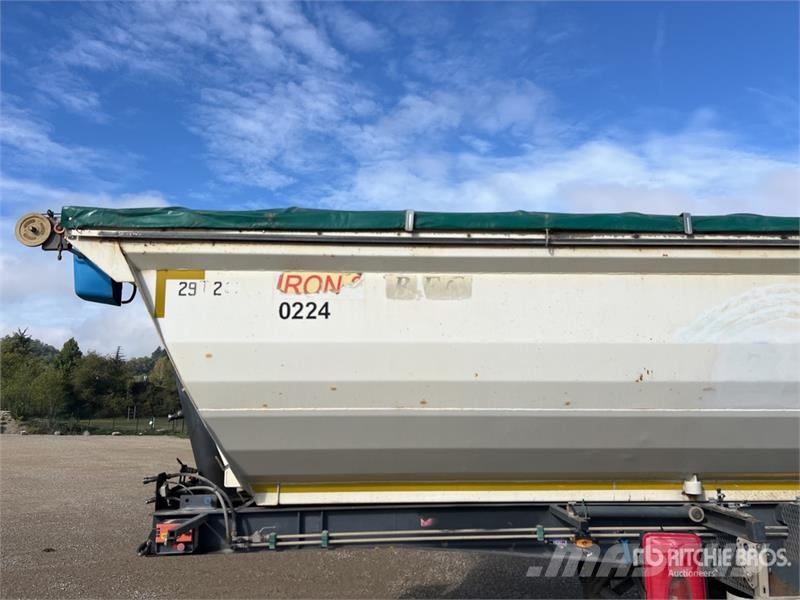 BFG Tri/A Semi-Remorque Benne 3 Essieux End Dump T Kallur-haagised