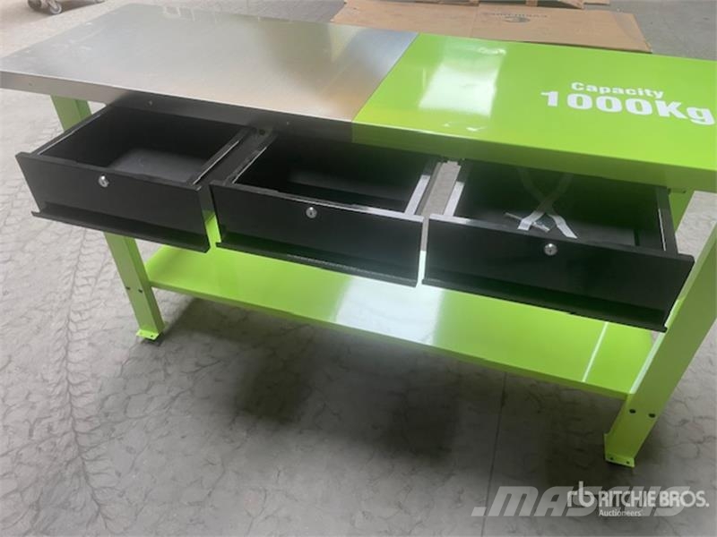 Big Red Work Bench TRGL209-2 Altri componenti