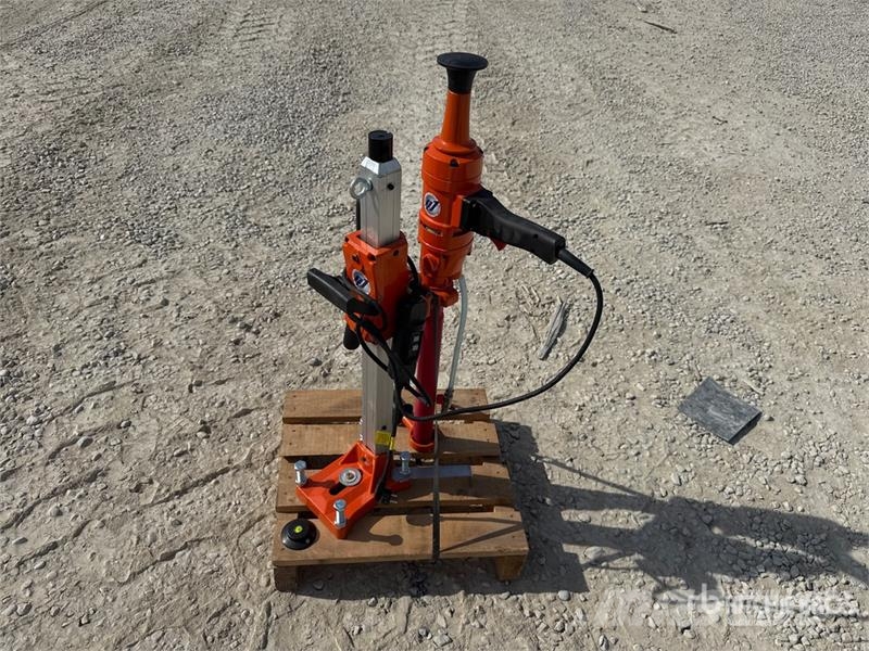 Bisonte EC 1500 Drill Equipment Rezervni delovi i oprema za bušenje
