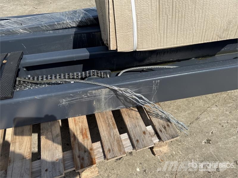 BisonTek BTL-4000CM Pont Elevateur Electrique Elec مكونات أخرى
