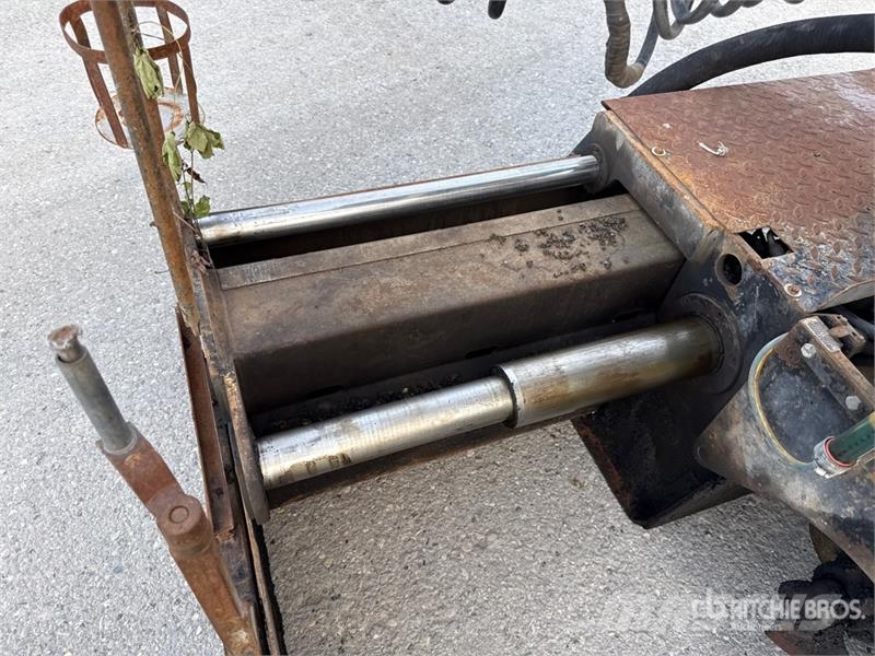Bitelli BB130 Asphalt Paver 아스팔트 포장장비