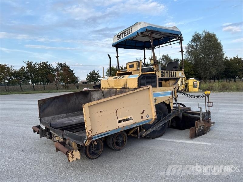 Bitelli BB130 Asphalt Paver 아스팔트 포장장비