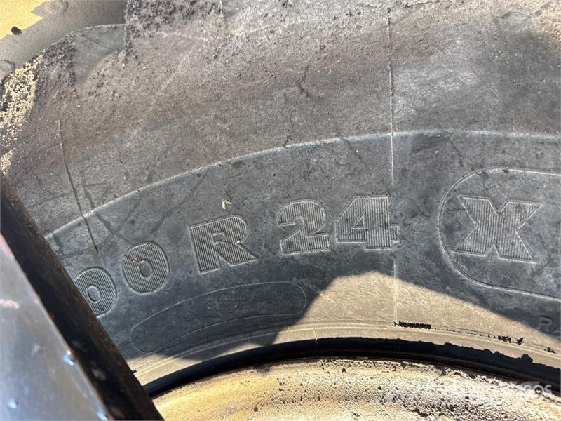Bitelli BB740DT Wheel Asphalt Paver Asfaltsläggningsmaskiner
