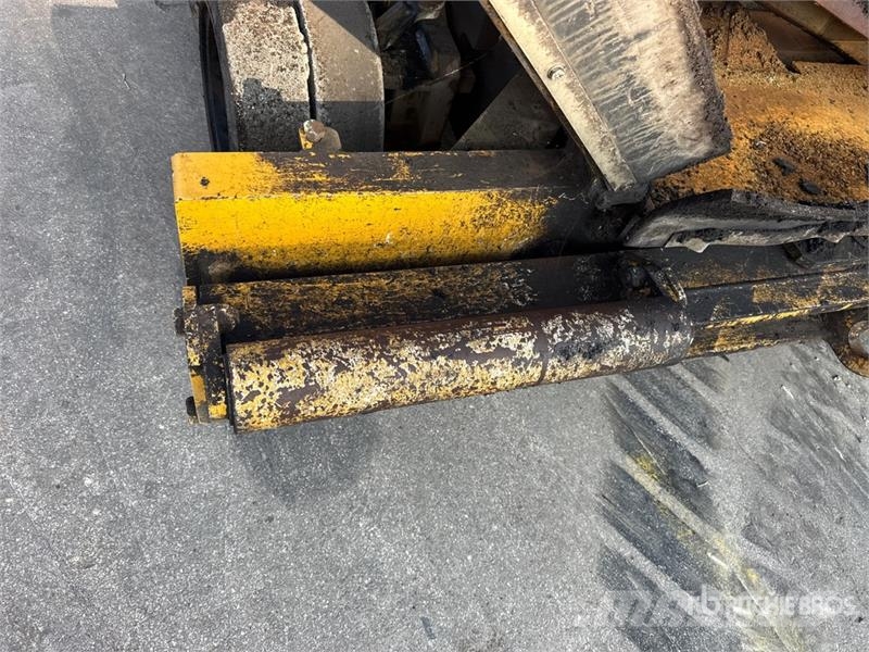 Bitelli BB740DT Wheel Asphalt Paver Asfaltsläggningsmaskiner