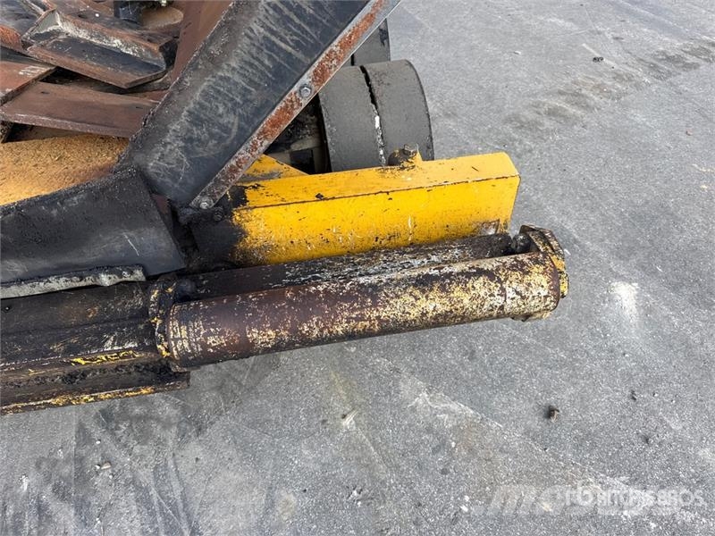 Bitelli BB740DT Wheel Asphalt Paver Asfaltsläggningsmaskiner