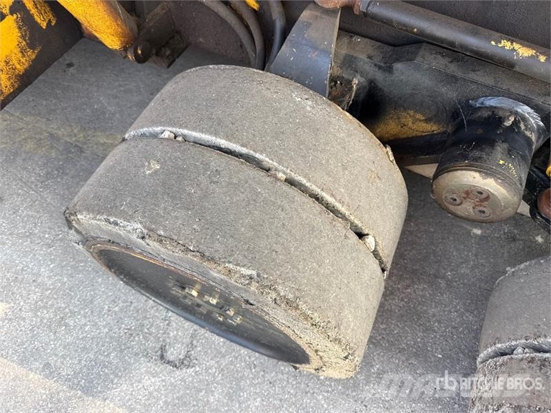 Bitelli BB740DT Wheel Asphalt Paver Asfaltsläggningsmaskiner