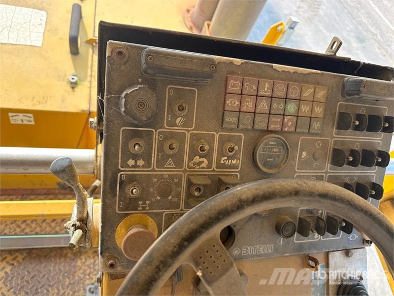 Bitelli BB740DT Wheel Asphalt Paver Asfaltsläggningsmaskiner