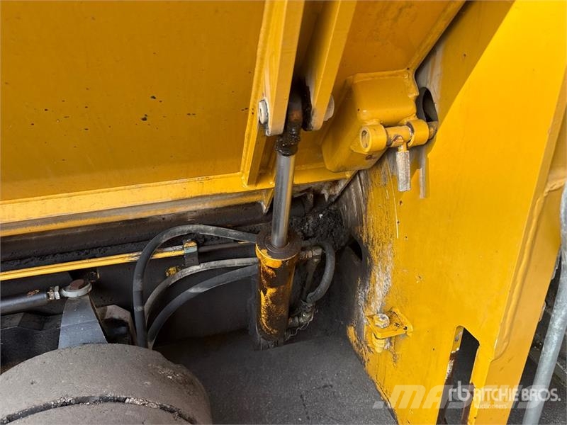 Bitelli BB740DT Wheel Asphalt Paver Asfaltsläggningsmaskiner