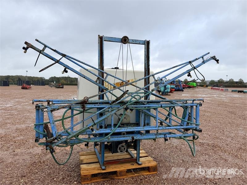 Blanchard PTM2115 20 m 3-Point Hitch Sprayer الرشاشات