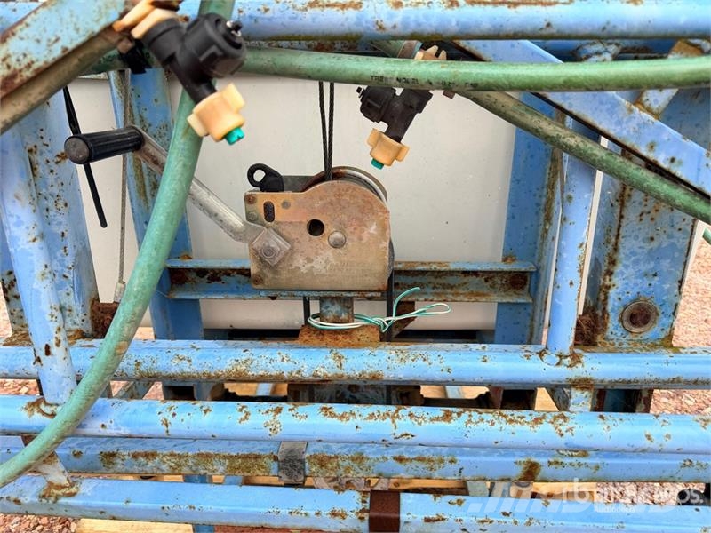 Blanchard PTM2115 20 m 3-Point Hitch Sprayer الرشاشات