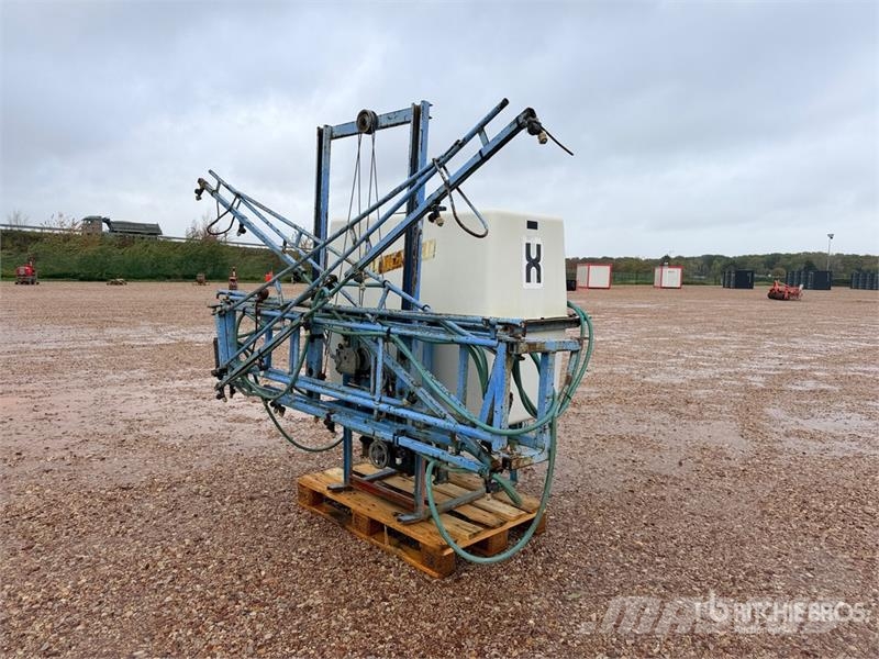 Blanchard PTM2115 20 m 3-Point Hitch Sprayer الرشاشات