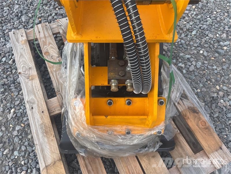 BLK 04 Vibratory Plate Compactor (Unused) Виброплиты и вибротрамбовки