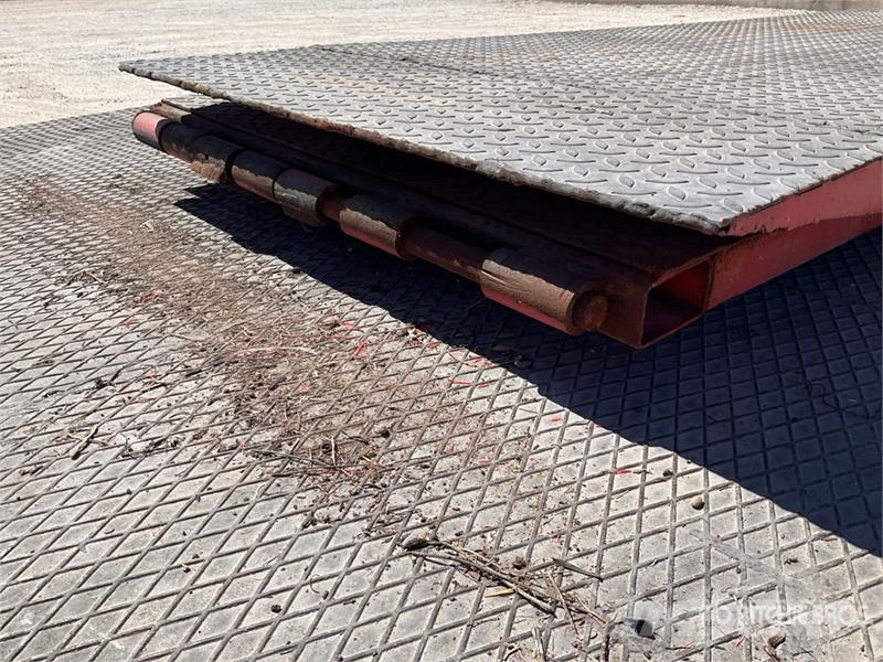 Blumhardt SAL38.22/122 20000 kg 11.7 m T/A Step Deck Trailer Tieflader