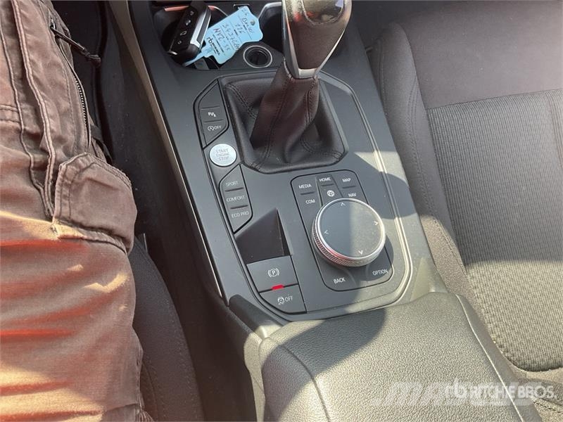 BMW 116 Automobile Автомобілі