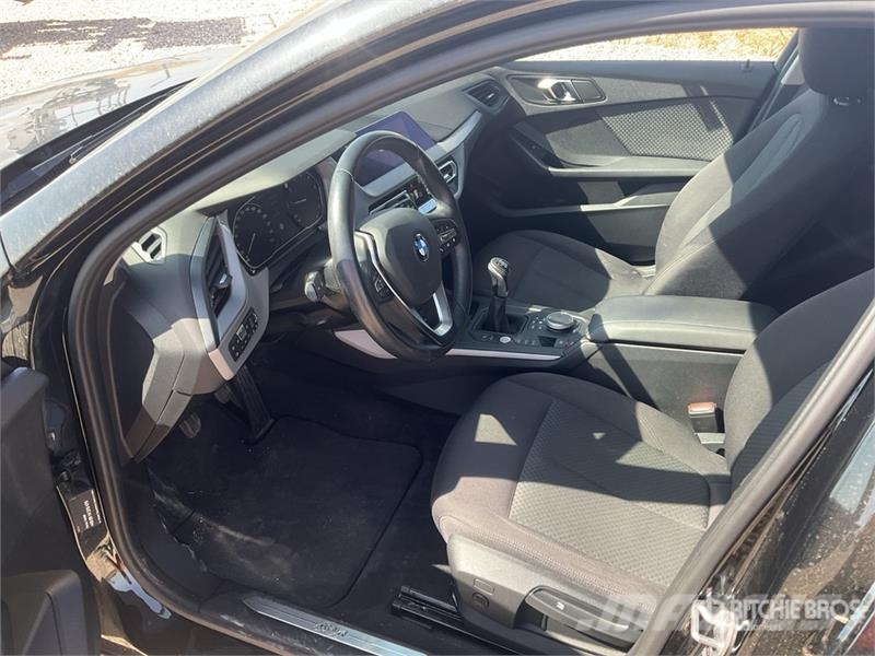 BMW 116 Automobile Автомобілі