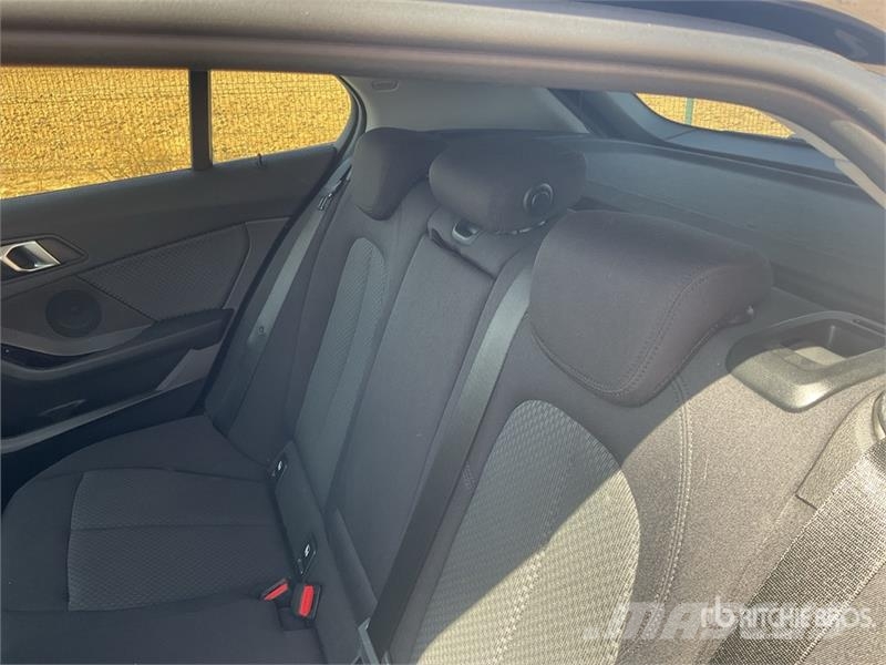 BMW 116 Automobile Автомобілі