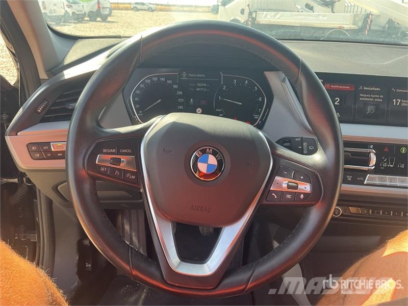 BMW 116 Automobile Автомобілі