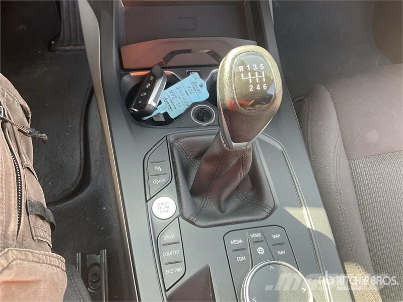 BMW 116 Automobile Автомобілі
