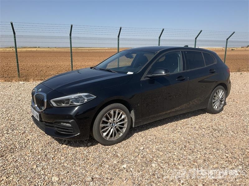 BMW 116 Automobile Автомобілі