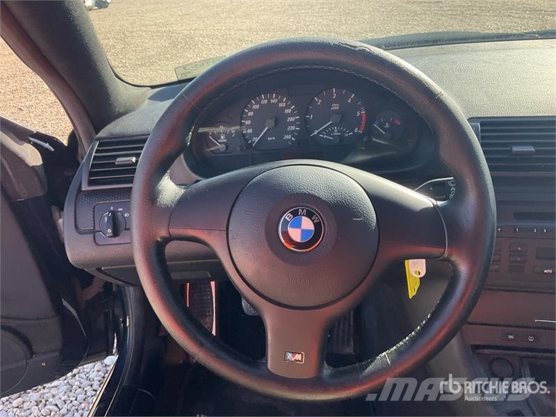 BMW 320 Automobile Voiture