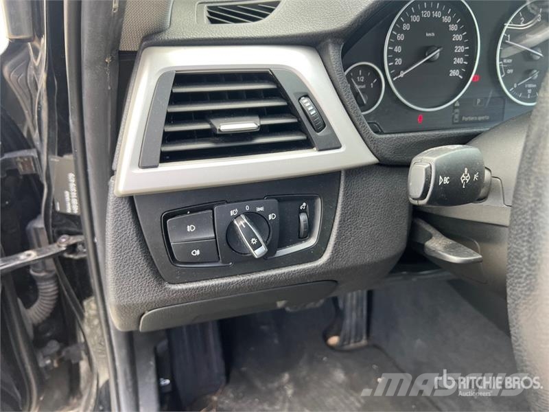 BMW 320D Automobile Automobili
