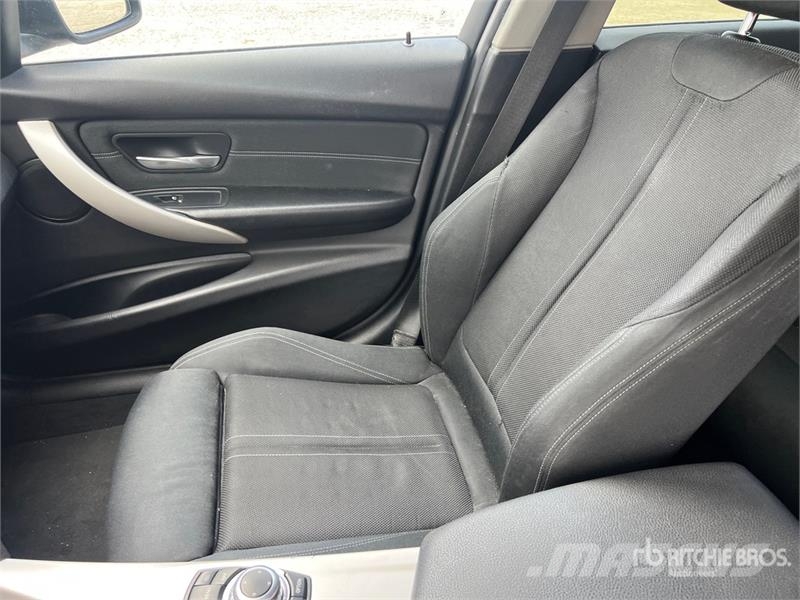 BMW 320D Automobile Automobili