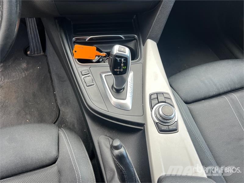 BMW 320D Automobile Automobili
