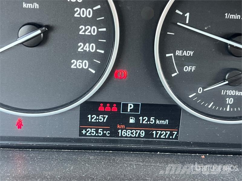 BMW 320D Automobile Automobili