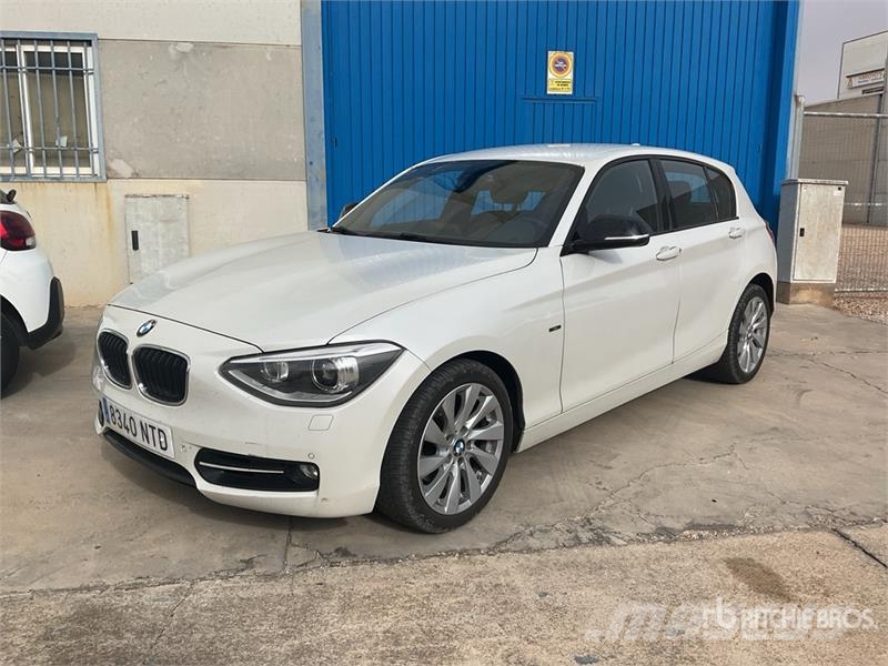 BMW S-1 Automobile Osobní vozy
