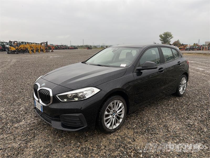 BMW Serie 1 BUSINESS ADVANTAGE Automobile Automašīnas