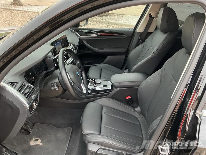 BMW X3 Xdrive 20D SUV Автомобілі