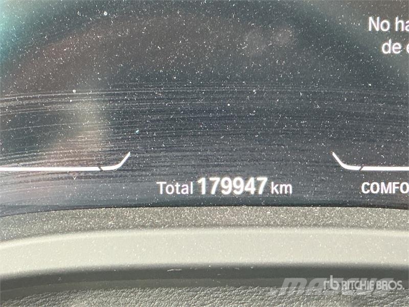 BMW X3 Xdrive 20D SUV Автомобілі
