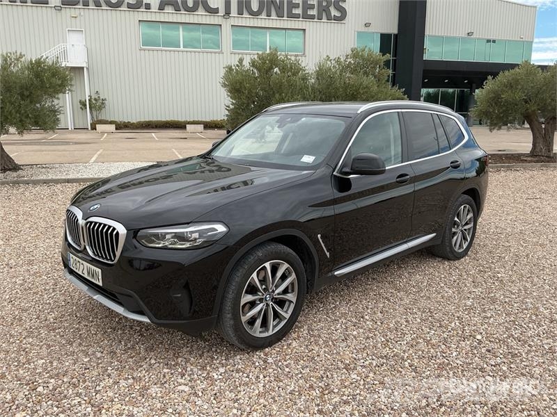 BMW X3 Xdrive 20D SUV Автомобілі