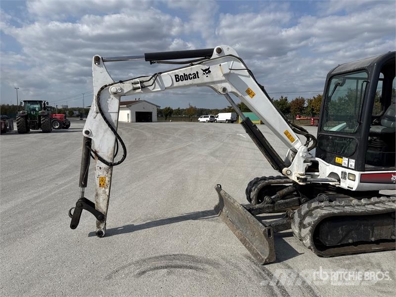 Bobcat 341G Mini kotrók < 7t