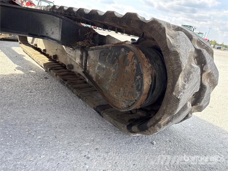 Bobcat 341G Mini kotrók < 7t