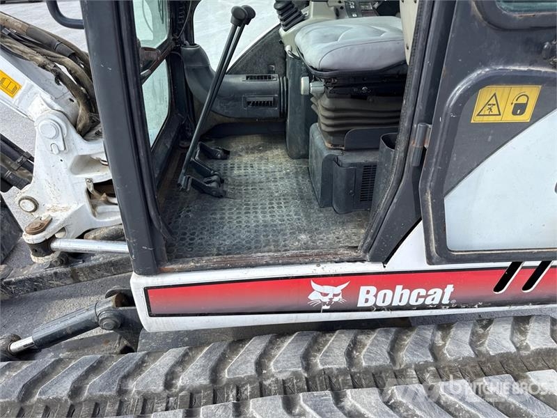 Bobcat 341G Mini kotrók < 7t