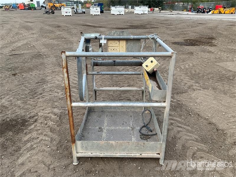 Bobcat 6916055 Telehandler Personnel Basket Construction - Others