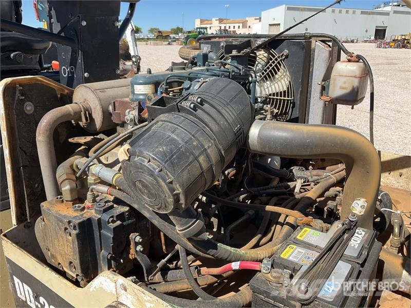 Bobcat BCA24 Double Drum Roller مداحل ثنائية الاسطوانة