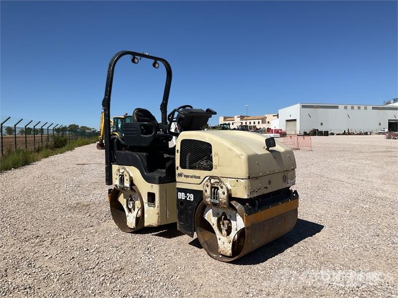 Bobcat BCA24 Double Drum Roller مداحل ثنائية الاسطوانة