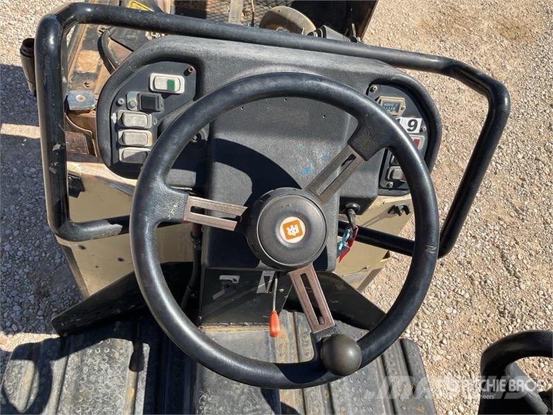 Bobcat BCA24 Double Drum Roller مداحل ثنائية الاسطوانة