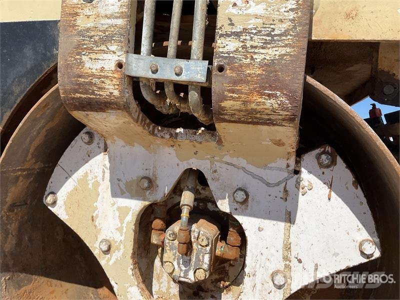 Bobcat BCA24 Double Drum Roller مداحل ثنائية الاسطوانة