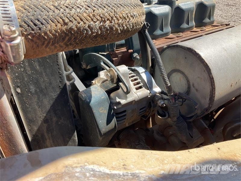 Bobcat BCA24 Double Drum Roller مداحل ثنائية الاسطوانة