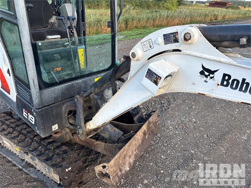 Bobcat E19 Minibagger < 7t