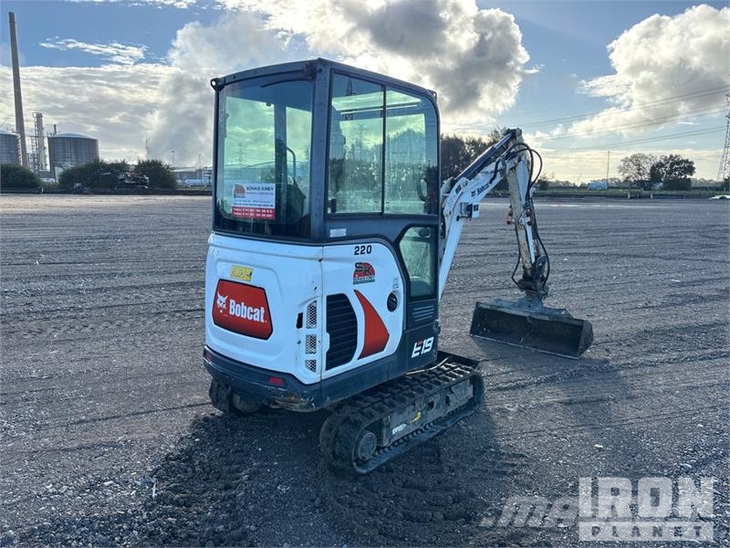 Bobcat E19 Minibagger < 7t
