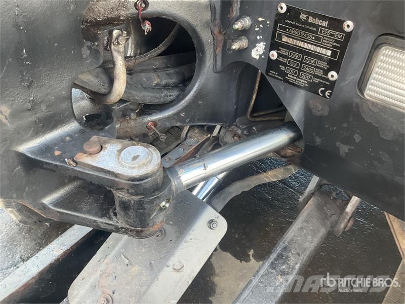 Bobcat E25 Mini Excavator Minigraafmachines < 7t