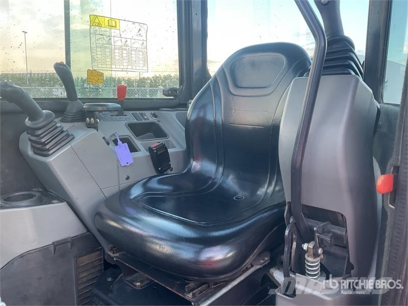 Bobcat E25 Mini Excavator Minigraafmachines < 7t