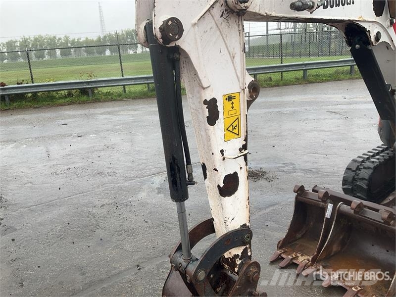 Bobcat E25 Mini Excavator Mini excavators < 7t